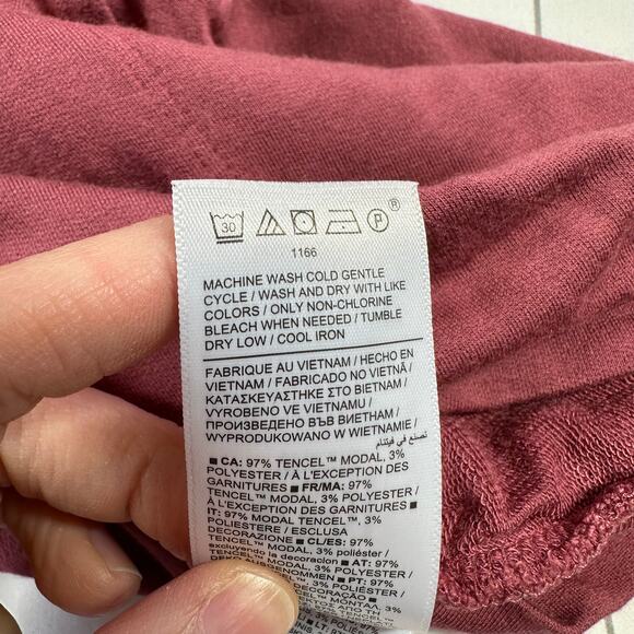 Athleta Balance Romper Womens Medium Petite Pink Sleeveless Soft Active Travel - Picture 6 of 14